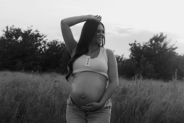 Disappointed With Your Maternity Photos? How to Fix or Redo Them